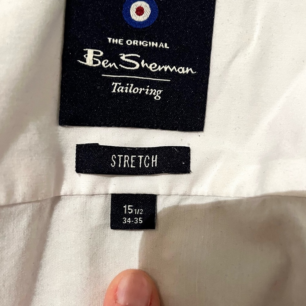 Men’s Ben Sherman white button down shirt, stretch,  15 1/2 neck, 34/35 sleeve